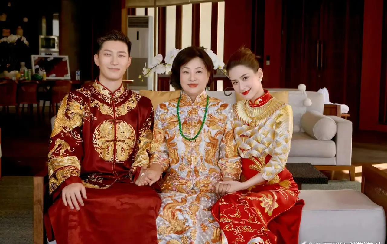 【窦骁千金散去一场空】窦骁所谓理发师是勤工俭学,正式职业是演员,曾经三姨太,
