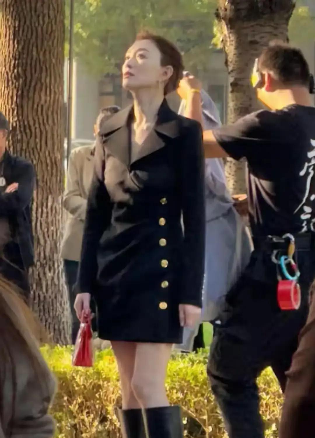 我研究了李小冉的状态，发现一个残酷真相：普通人的自律，可能是一场昂贵的自我感动。