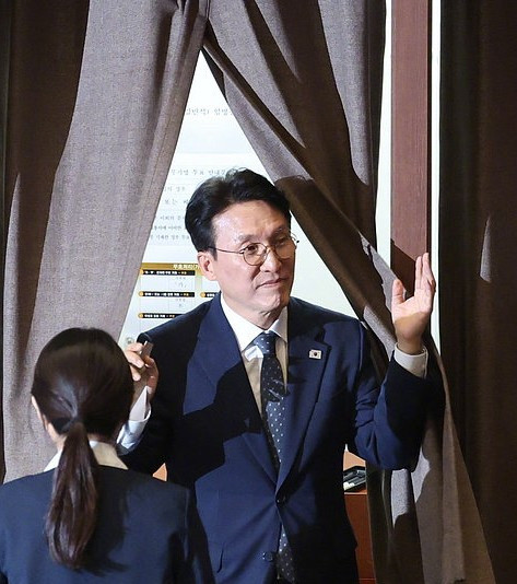 韩国换总理啦！金民锡上位！啥？韩国总理换人了？这可是个大
