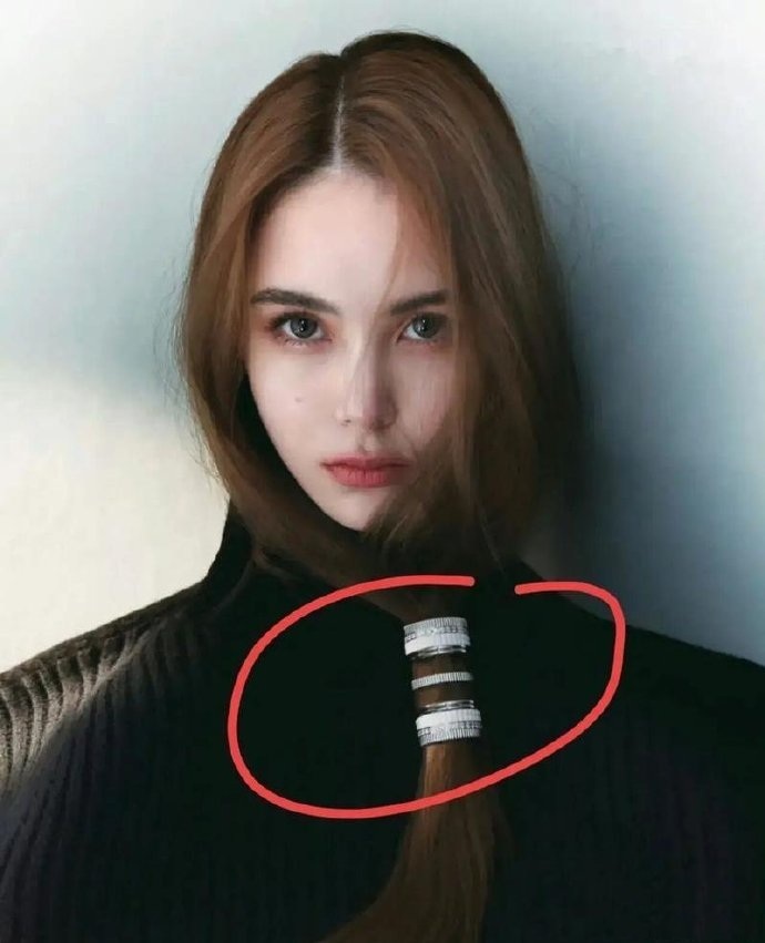 周杰伦老婆昆凌一根发箍值多少钱？贫穷果然限制了人的想像力[doge]​​​