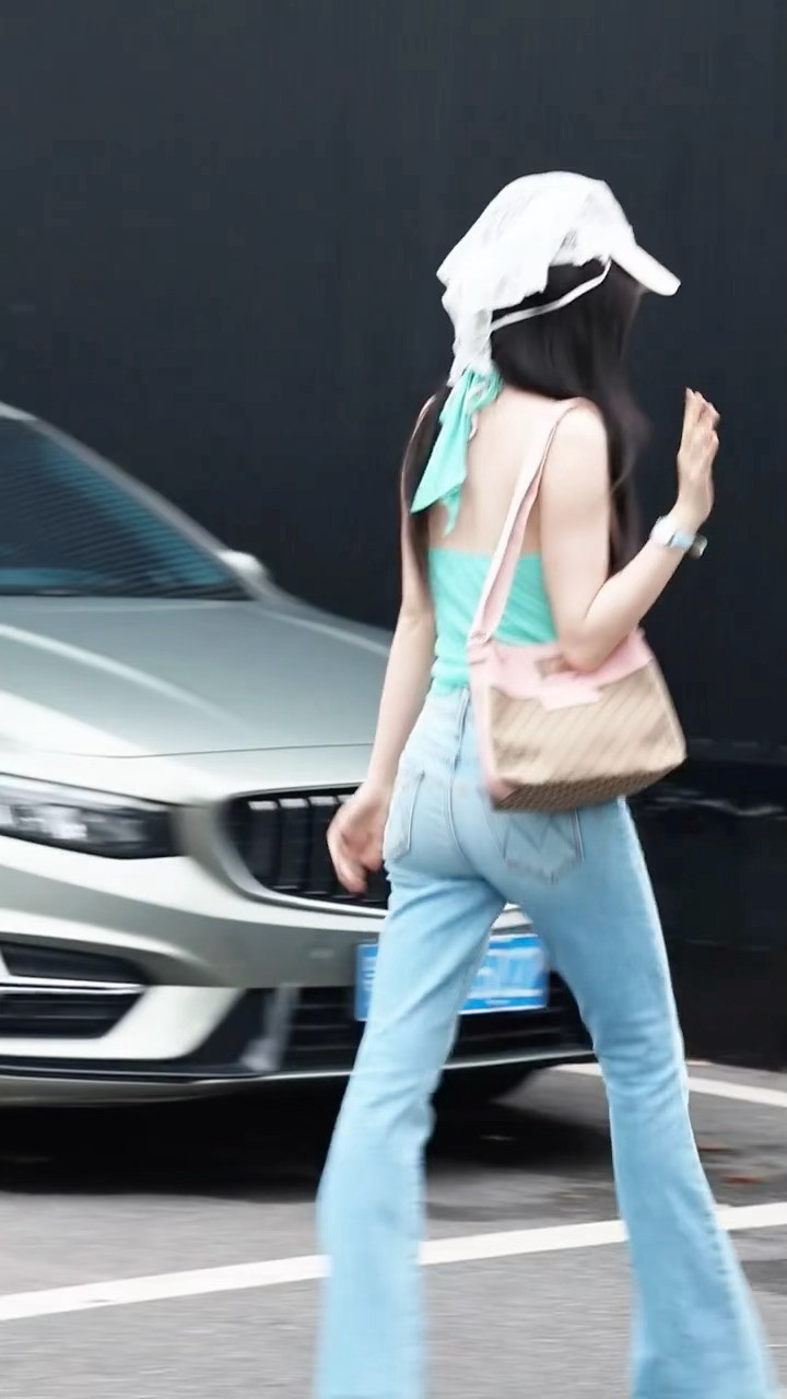 此女比例一绝