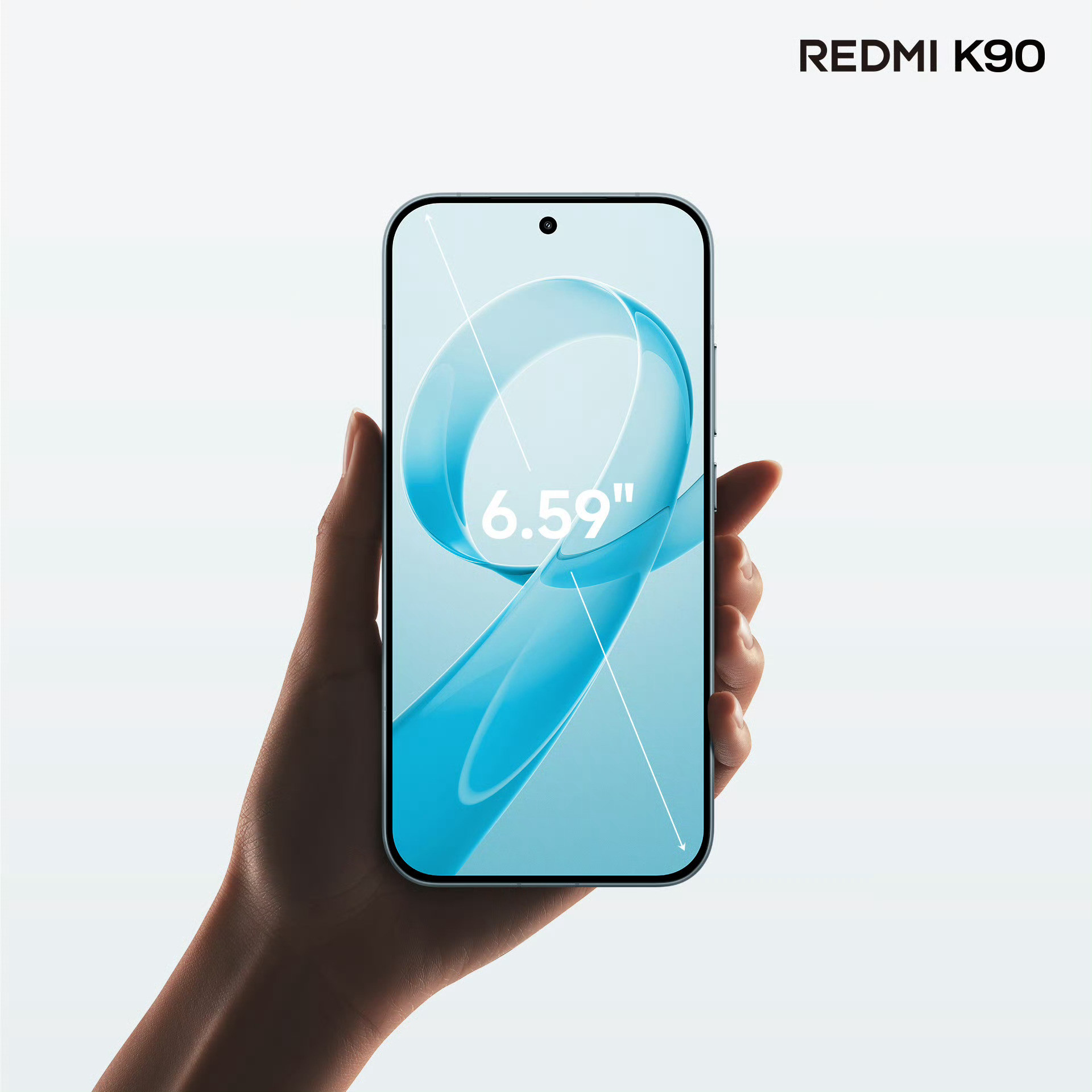 K90标准版大大方方，正式亮相。6.59英寸中尺寸机身，一手掌握，更符合大多数