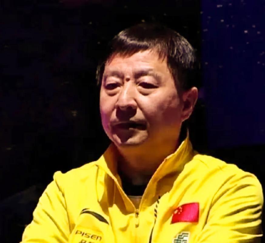 乒乓新视角：陈振江教练是目前林诗栋最适合的“御用药师”？毫无疑