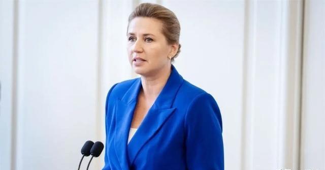 不等了，丹麦喊话中国了！ 2026年4月，哥本哈根的清晨变了样。街道上引擎轰