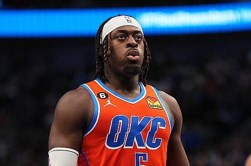 完美避税还得到7个次轮签，雷霆堪称NBA球队运作的典范。据Shams报道称，