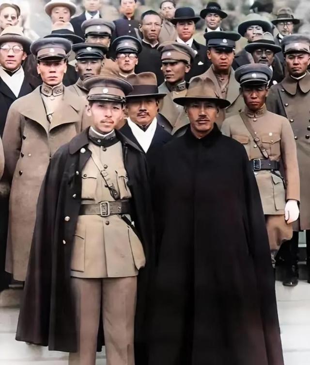当年日军为什么不空降到重庆延安？这么说吧，抗日时中国防空力量确实薄弱，理论上日