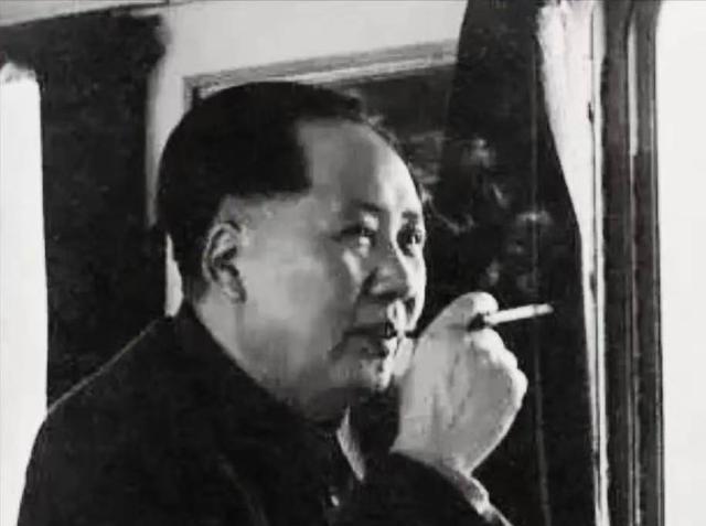 毛主席当年曾讲过：如果真发生第三次世界大战，被摧毁的只会是帝国主义，资本主义世界