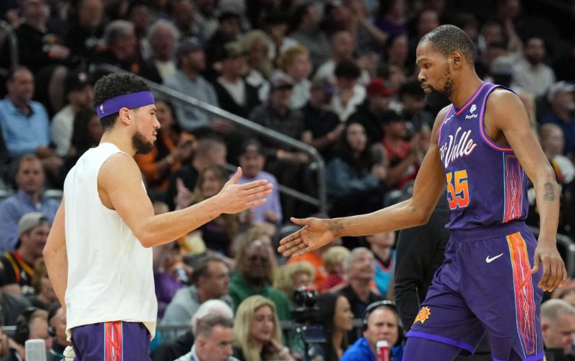 杜兰特都带不动的布克，别想杰伦格林和狄龙能带得动了！附加赛打开拓者，太阳最后眼