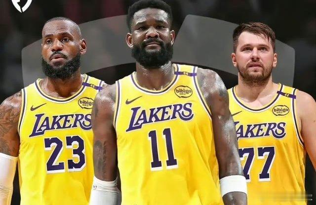 湖人又曝光更衣室电话录音！！！管理层对助教说：“勒布朗的战术手册收起来吧，卢卡爱