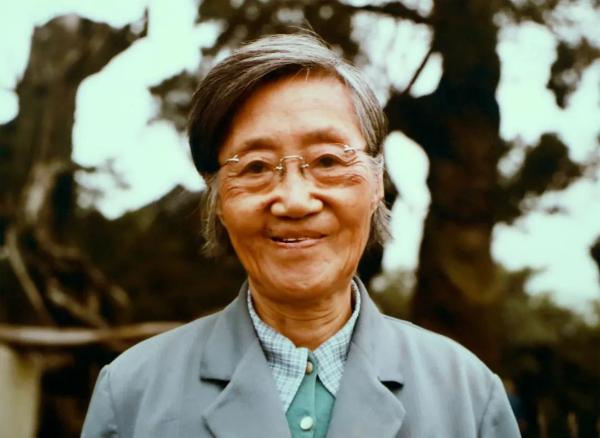 1960年，北大才女王承书狠心抛弃丈夫和孩子后不辞而别，从此音信全无，17年后，
