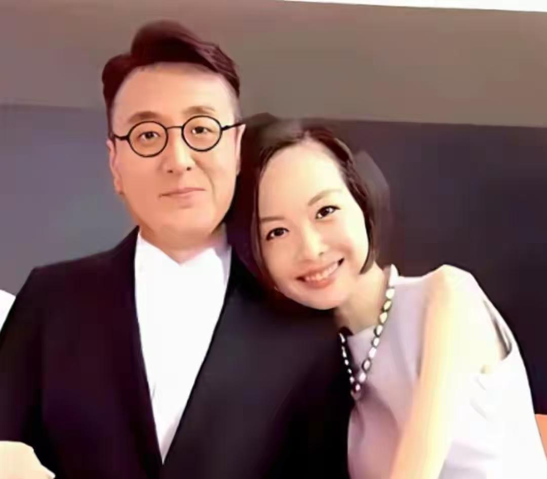 谁也没想到，纵横情场三十年的窦文涛，最后会栽在一个39岁女人手里：毁掉他的不是绯