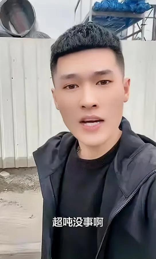 00后司机太刚了！送货遇压价，接下来操作看呆全网……小李这00后货车司机，接