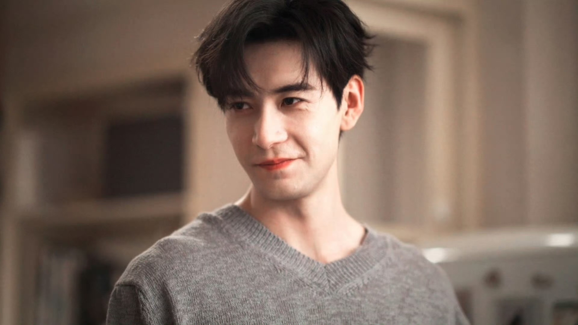 陈星旭正装杀死了比赛陈星旭正装轧戏里陈星旭一身黑色正装，步伐稳定有力，踩出一串