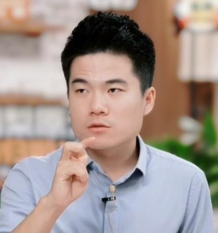 董宇辉，翻车了！4月2日，一向低调的董宇辉，突然冲上了热搜，这次不是啥好事，而