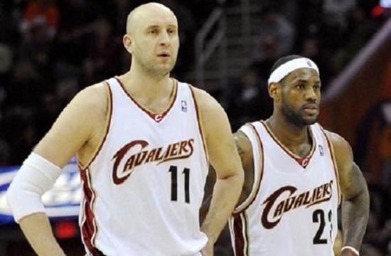 NBA超巨与合作时间最长的球星以及夺冠数：1，乔丹与皮蓬合作10个赛季，共获6