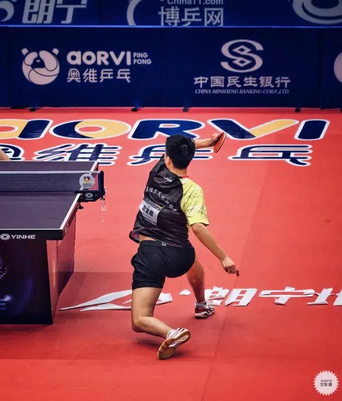 世界冠军可不能简单粗暴地以一抵十、以一抵百。就以国乒澳门世界杯为例，王楚钦和孙颖