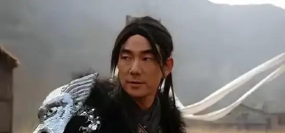 说句实在话，娱乐圈有时候真挺不讲理的当年任贤齐演杨过那会儿，造型一出来直接被群嘲史上最丑，听说连金庸