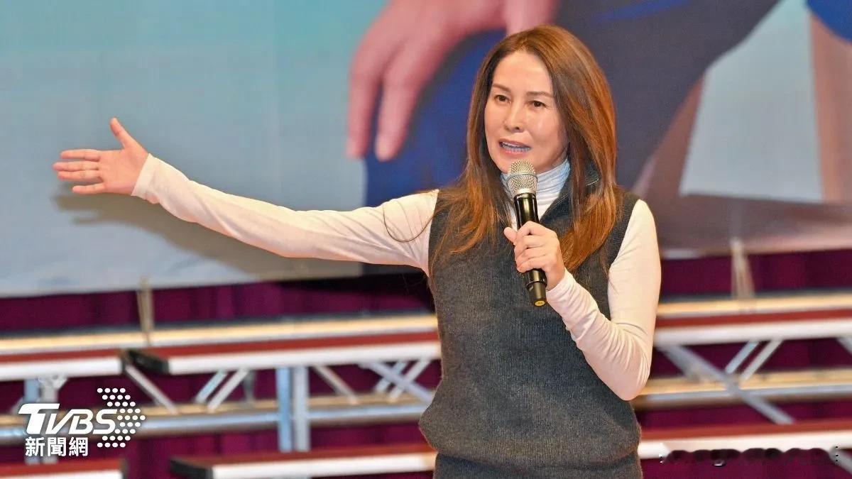 黄国昌新北后援会成立高金素梅惊喜现身称因这一原因力挺黄国昌！2026年1