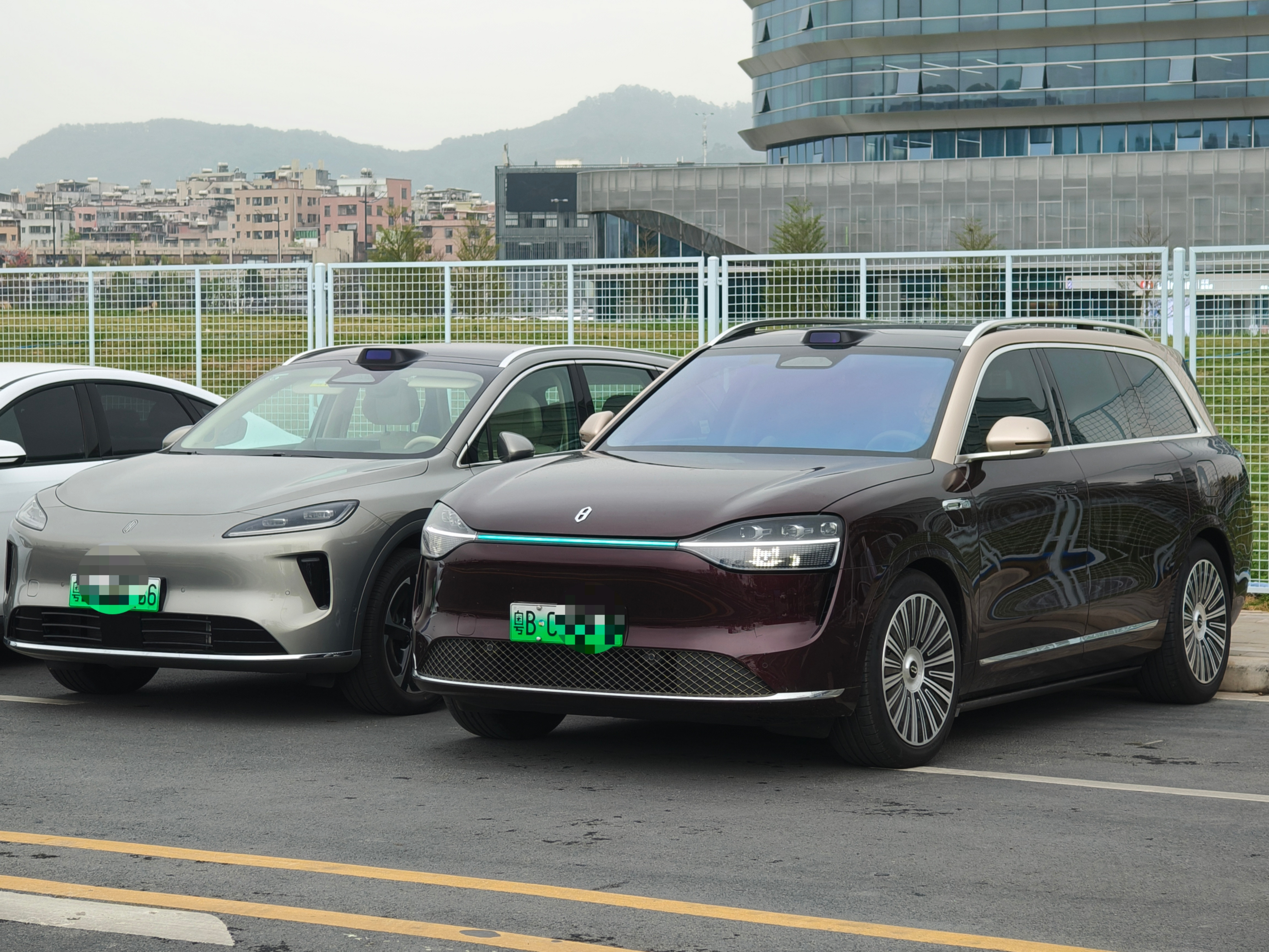 这几天开尚界H5，没觉得这台车尺寸很小，因为车内空间却很不错，是一台能很直观感受