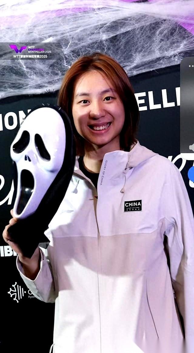 我差点没认出来！这还是我们国乒那帮只会打球的猛将吗？一下子没反应过来。蒙彼利