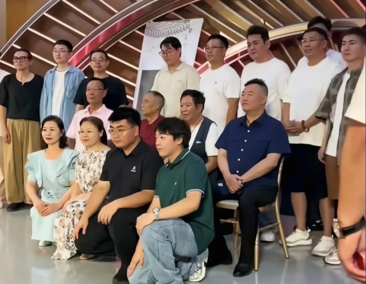 德云社最牛的人，从来不说相声，一张铁嘴走天下，终于混成引保代德云社牛人一大片，