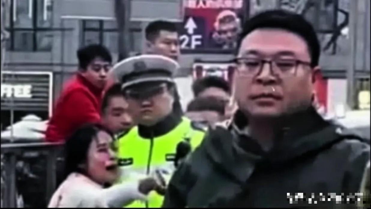 扬州最有种的“男人”，碰到最无赖的扬州“泼妇”，也无奈，转身；不是后悔，而是硬气