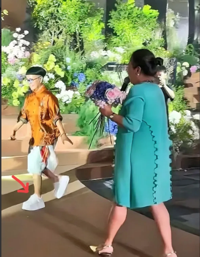 终于弄明白为什么金龟子要在女儿婚礼上穿大裤衩了不是因为她想要跟别人与众不同
