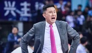 杜锋人气大增！昨天晚上，中国男篮在佛山赛区对阵乌拉圭男篮！在本场比赛开始之前