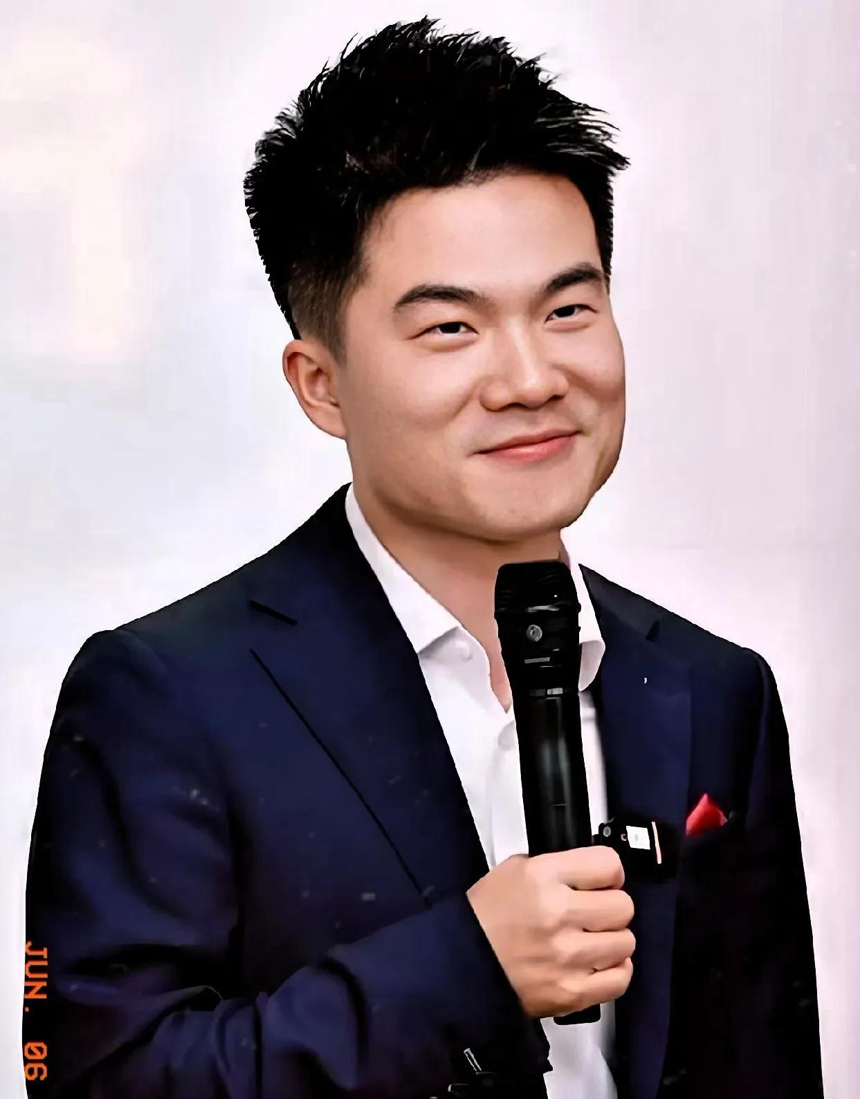 全网最憋屈的顶流主播就是董宇辉了吧？却因315曝光的“问题虾仁”被骂上热搜