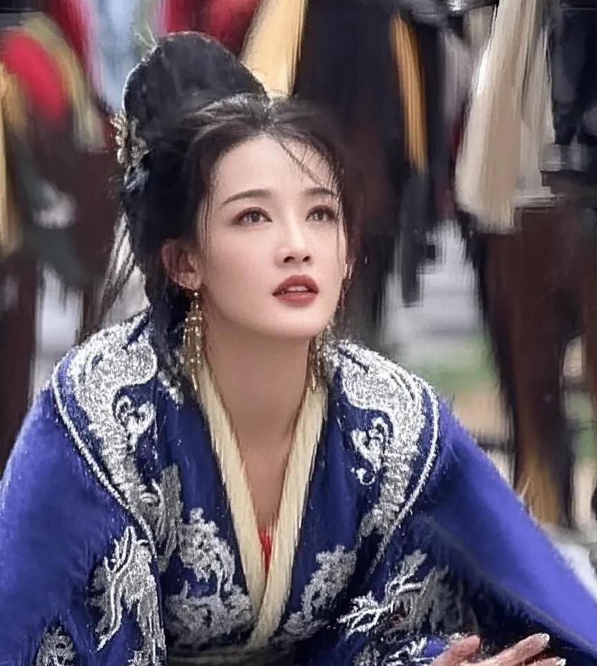 1234年正月，宋蒙联军攻入蔡州，把金哀宗一劈两半，皇室男子全部拉到路边杀害，后