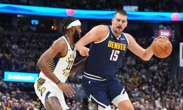 明明可以三节三双打卡下班，教练偏偏要让约老师拿四双！开个玩笑，因为约老师失误