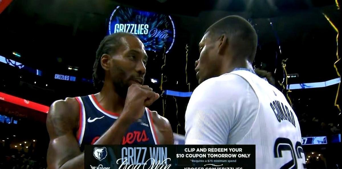 输球后的表情通常只有两种：愤怒或沮丧。但伦纳德在快船输球后，却给出了第三种答案