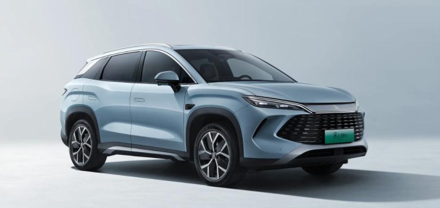 比亚迪宋UltraEV上市：让我们去看看智能驾驶体验15.19万起的价格直接