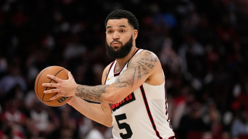 近日，前NBA球员赛迪斯·杨在《ToTheBaha》节目中谈到了火箭。赛迪斯