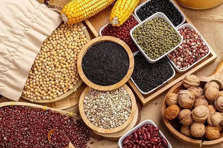 中国为什么要大量进口大豆、油菜籽、玉米、小麦等农产品？ 因为不进口不行，不进