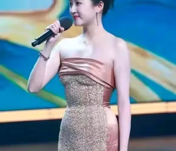 允许露的、能露的，都露了。能拿得出手的，就这些了。接下来还有什么样的后招