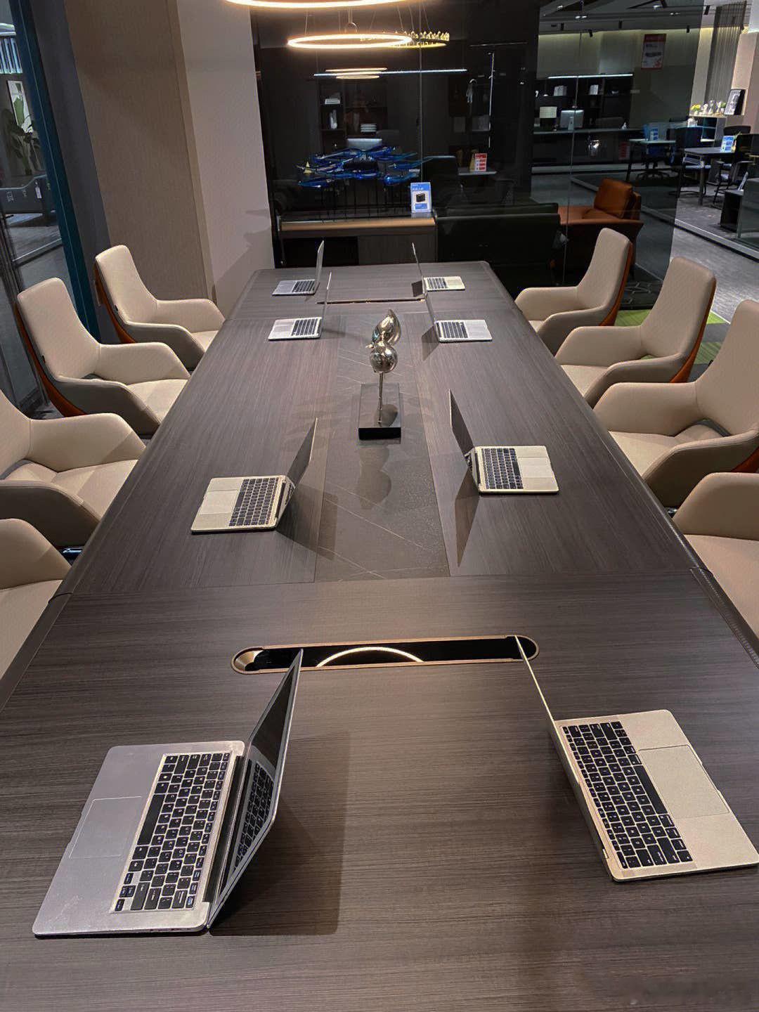 为什么真正干事的人走了领导一句挽留都没有当你离职减了40斤但又去上班了