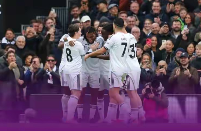 英超，热刺成为热锅上的蚂蚁。热刺又输了，十轮不胜！热刺1：2不敌富勒姆，是不是