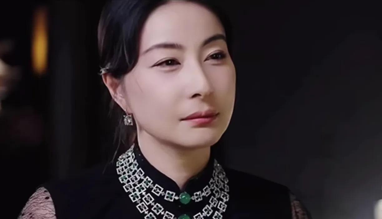 为什么郭晶晶，既没有绝美的容颜，也没有完美的身材，却能嫁入豪门，风光无限？这一
