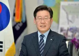 炸锅了，韩国总统李在明突然宣布重大决定！10月13日，韩国政府正式公布了一份