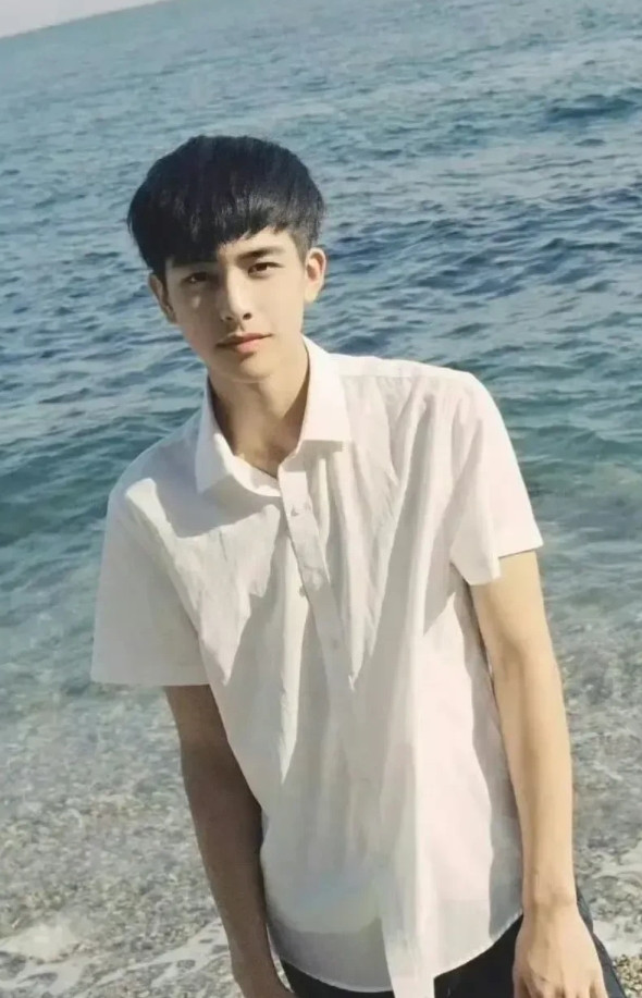 不得不承认，于正选人用人从来不跑偏，都符合大众的审美观[大笑][大笑][大笑][
