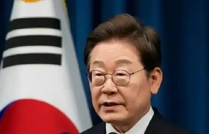 李在明这下出名了！“中国大陆和台湾的国内问题，跟我们有什么关系？”就这，就能让李