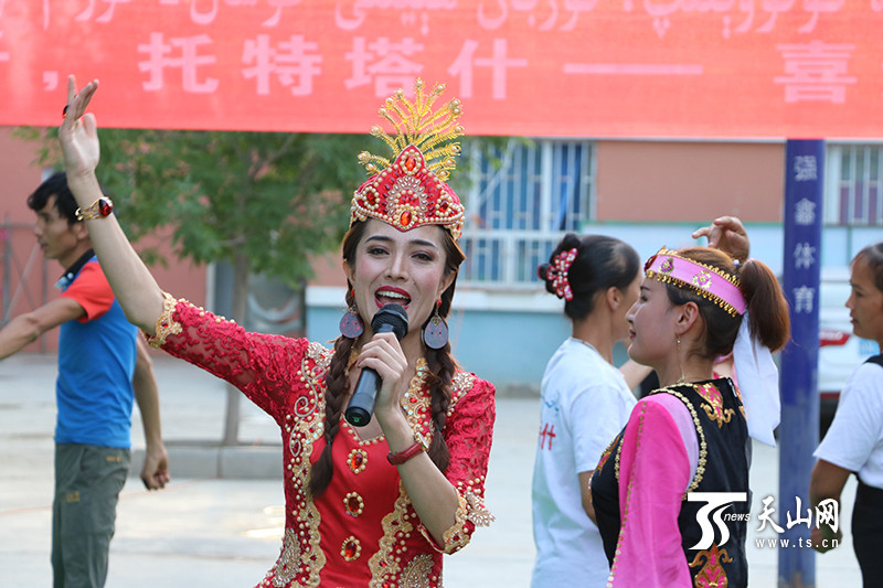 [高清组图]喜迎十九大 欢度古尔邦节