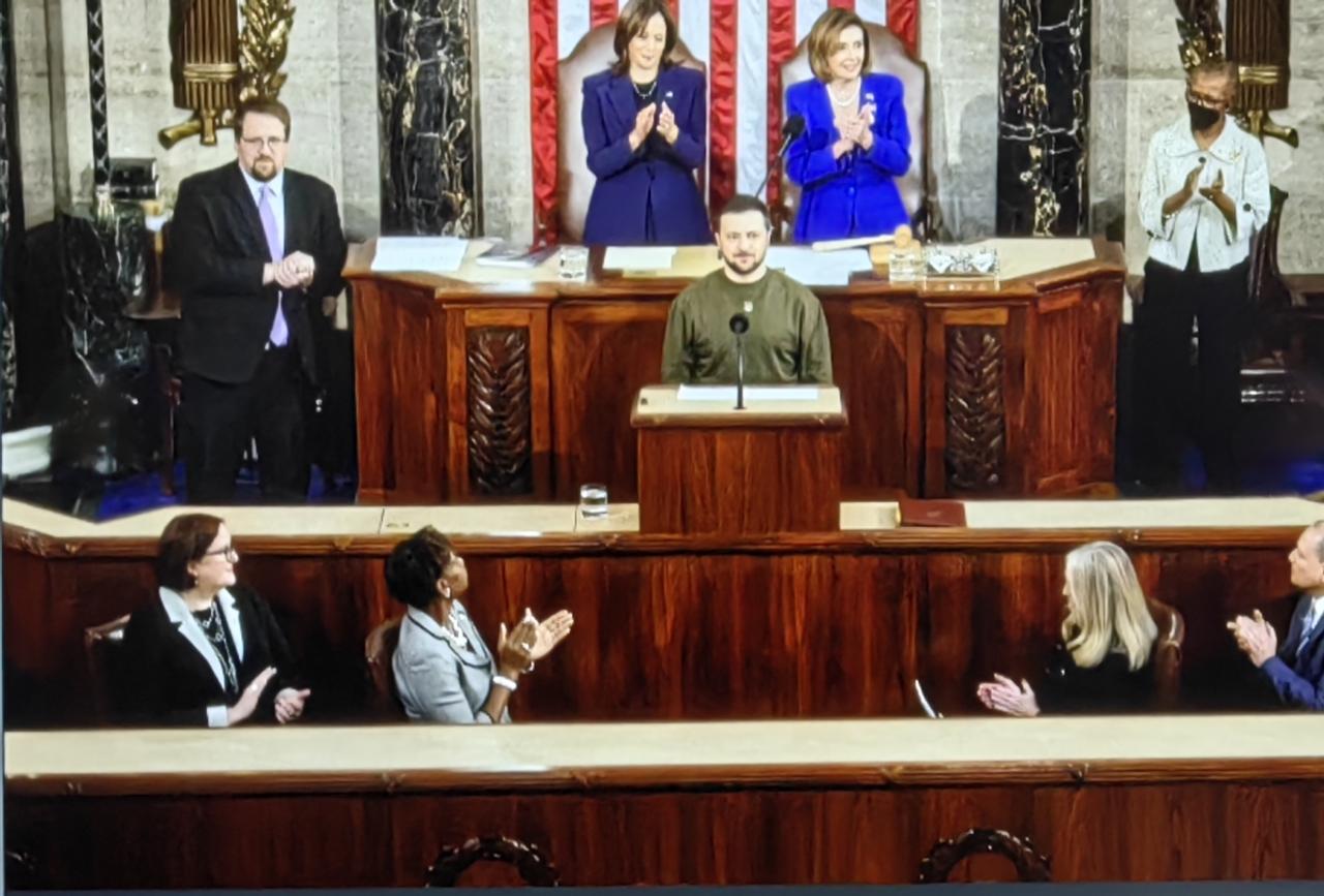 为什么偏偏乌克兰上了伊朗的合法打击榜单？据新华社15日消息，伊朗官方周六表示