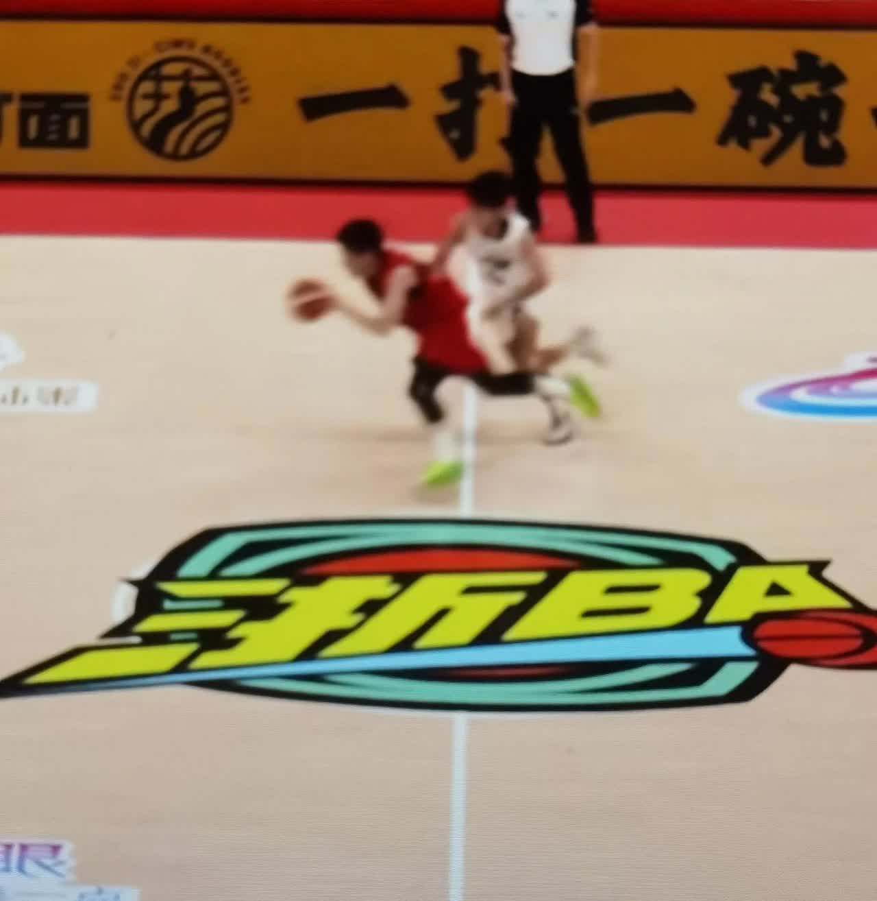 浙BA宁波队换主教练了这步棋肯定是对的宁波打永康不在主场肯定赢不了永