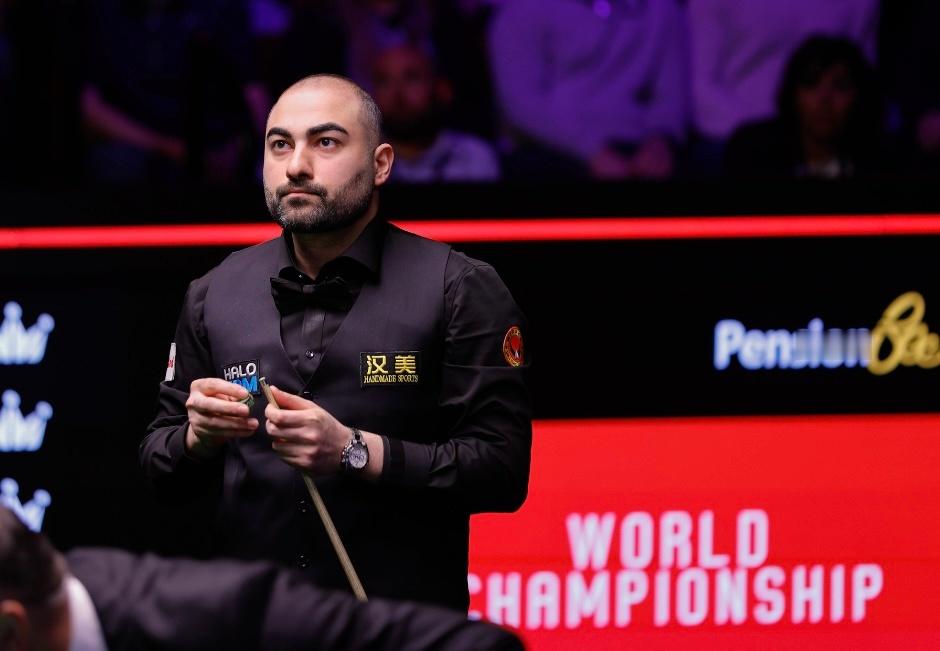 特鲁姆普爆冷瓦菲赛后采访贾德·特鲁姆普透露在克鲁斯堡爆冷出局后给侯赛因·瓦菲的