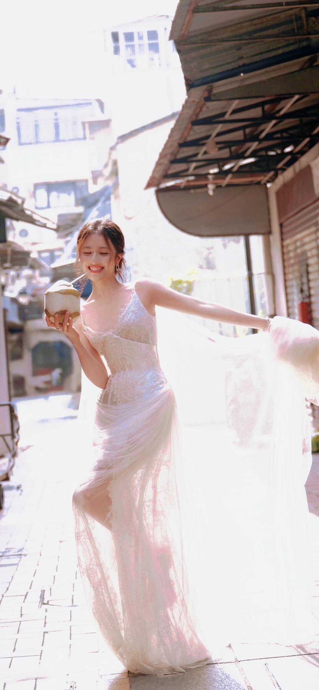 好有感染力的明媚等比例长大的漂亮娃娃超喜欢这一组图有生活气息阳光明媚让人看