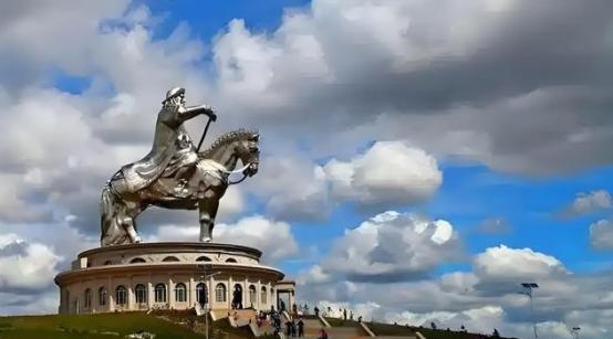 外蒙古未来的结局，其实已经注定。“亲美、去俄、敌中”，目前这是外蒙古的做法，而外