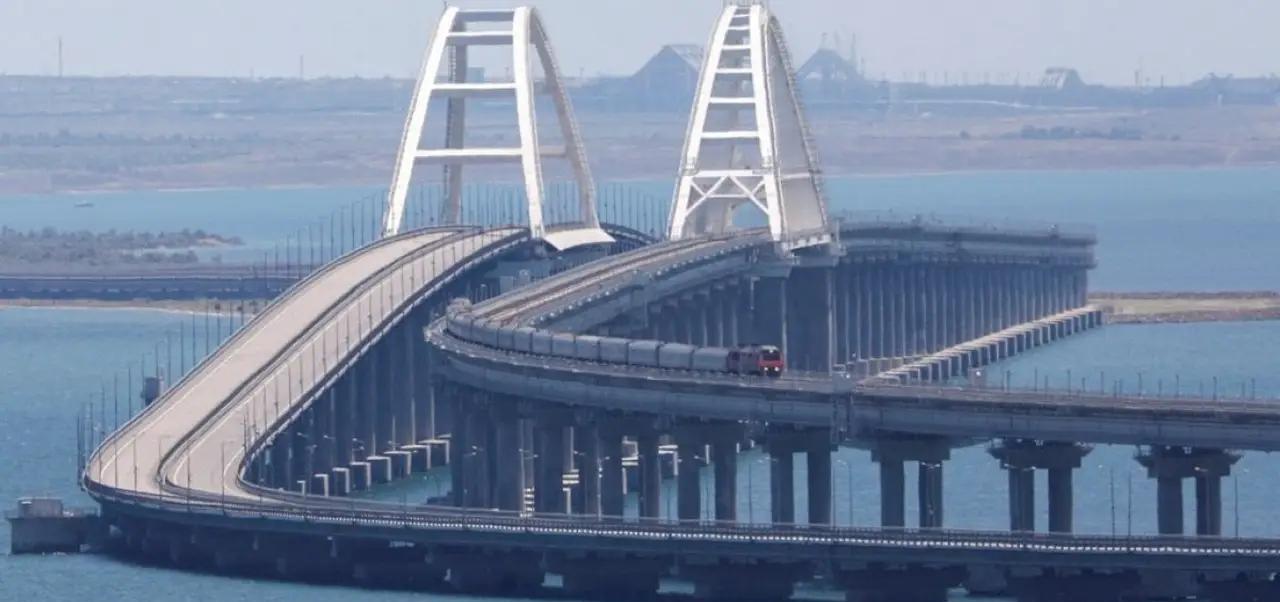 克里米亚大桥岌岌可危！西方专家声称，乌克兰可能正在筹划对克里米亚发起大规模军事行