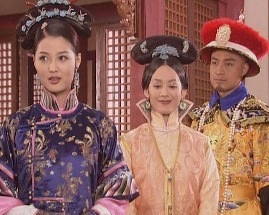 1650年7月，多尔衮刚和义顺公主洞完房，就一把拉过旁边的侍女，准备来个回笼觉。